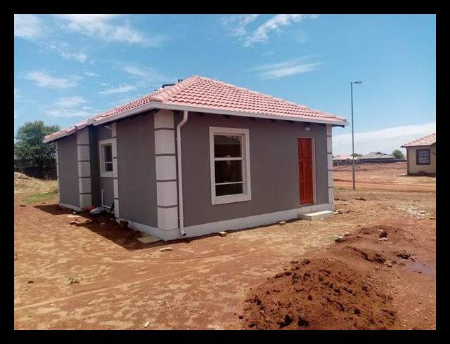 3 BEDROOM HOUSE FOR SALE IN SHARON PARK